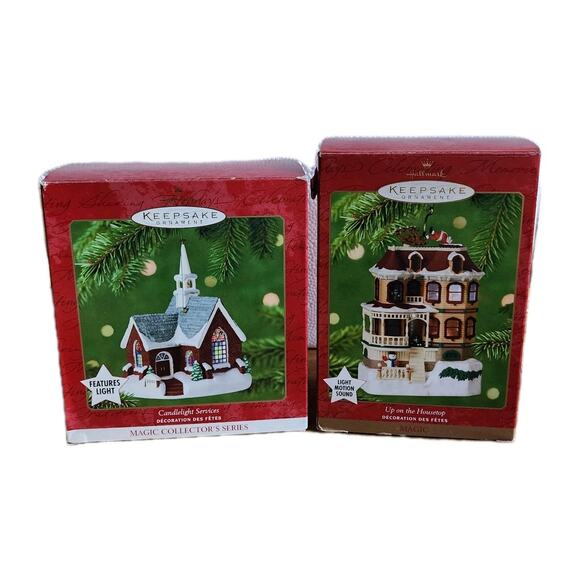Hallmark Keepsake 2001 Christmas House Ornaments Lights Motion Sound Boxed
